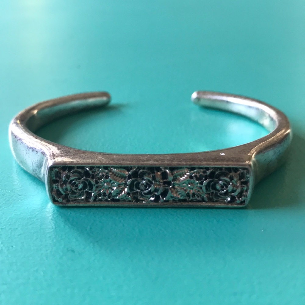 Lucky Brand bracelet cuff with rose design